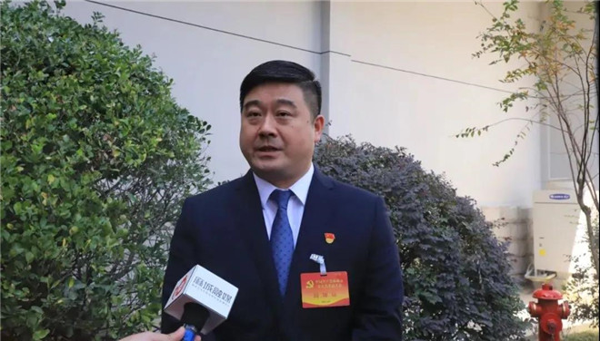 李贤任.jpg