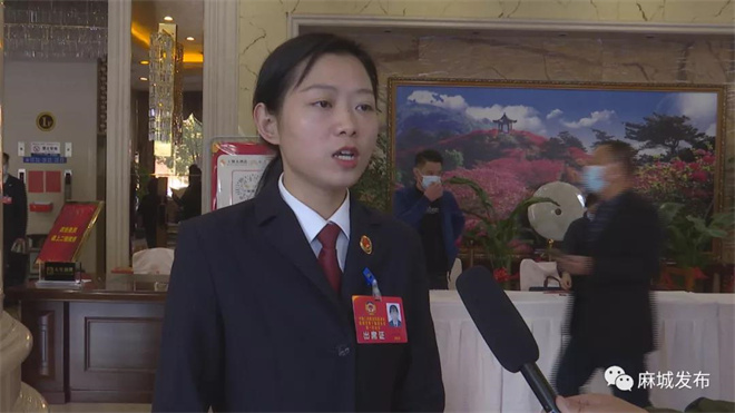 邹丽.jpg